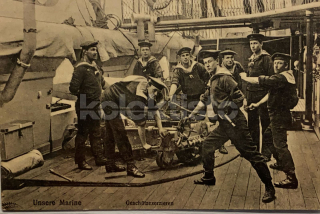 300 Kč GEN Pohlednice LODĚ VÁLEČNÉ, GEN142830