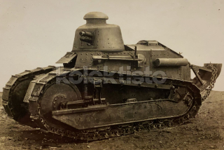 600 Kč GEN Pohlednice TANKY, GEN143917