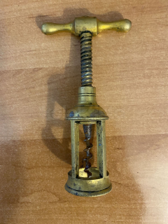 Vývrtka z mosazi ITÁLIE