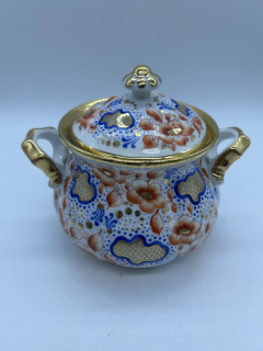 Porcelánová cukřenka ze sady porcelánu