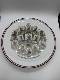Porcelánový talíř Vilém II. a generálové