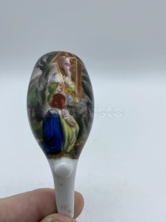 Porcelánová fajfka s obrázkem modlící se dívky + kolénko