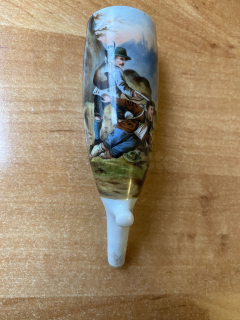 Porcelánová fajfka s loveckým motivem