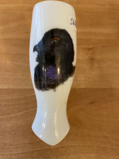 Porcelánová fajfka s hlavou ptáka