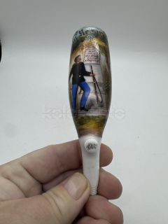 Porcelánová vojenská fajfka