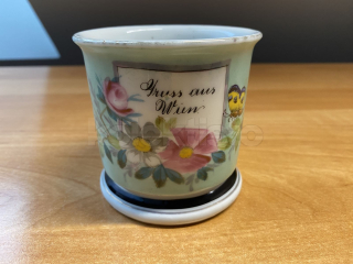 Porcelánový hrnek