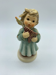 Porcelánová figurka ANDÍLEK S FLÉTNOU