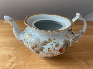 Porcelánová konvice