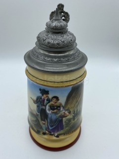 Porcelánový korbel s loveckým motivem a cínovým víkem, průsvitka