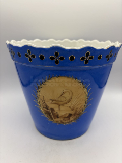 Porcelánový květník