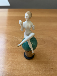 Porcelánová zátka na láhev