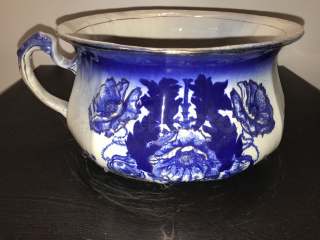 Porcelánový nočník č.44