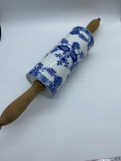 Porcelánový váleček na nudle