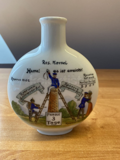 Porcelánová polní láhev