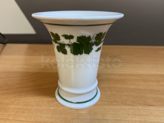 Porcelánová vázička
