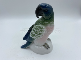 Porcelánová soška papouška