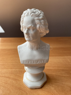 Porcelánová busta Beethovena, biskvit