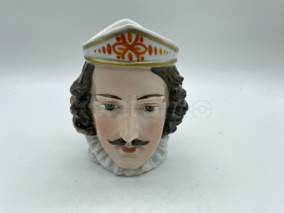 Porcelánový stojánek na jehlice do vlasů