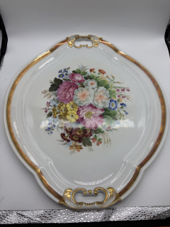 Porcelánový tác