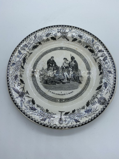 Porcelánový talířek z černotiskem