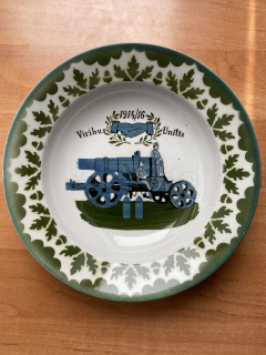Porcelánový talíř