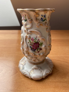 Porcelánová váza
