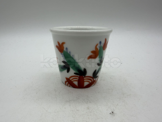 Porcelánový květníček na kaktusy