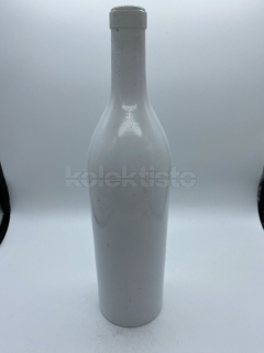 Skleněná láhev z bílého skla