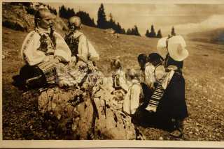 300 Kč BB Pohlednice Heľpa KROJE, SVK127659