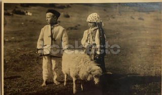300 Kč BB Pohlednice Heľpa KROJE, SVK127665