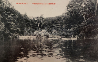 320 Kč BRA Pohlednice Bratislava, SVK128086