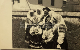 350 Kč XXX Pohlednice NEURČENO KROJE, SVK128577