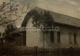 80 Kč XXX Foto NEURČENO, SVK128610