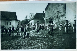 400 Kč PRE Pohlednice Gerlachov KROJE, SVK128936