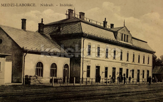 750 Kč PRE Pohlednice Medzilaborce NÁDRAŽÍ, SVK129011