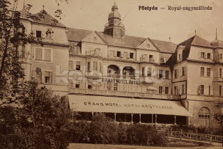 300 Kč TRN Pohlednice Piešťany HOTELY, SVK129777