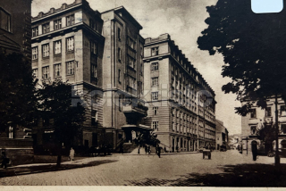 320 Kč BOM Pohlednice Brno, CZE105795