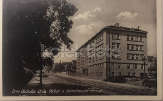 320 Kč BOM Pohlednice Brno, CZE105814