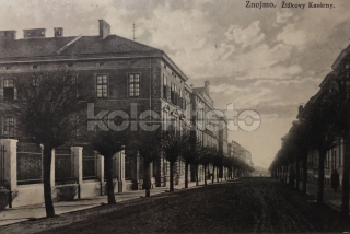 460 Kč ZN Pohlednice Znojmo KASÁRNY, CZE127378